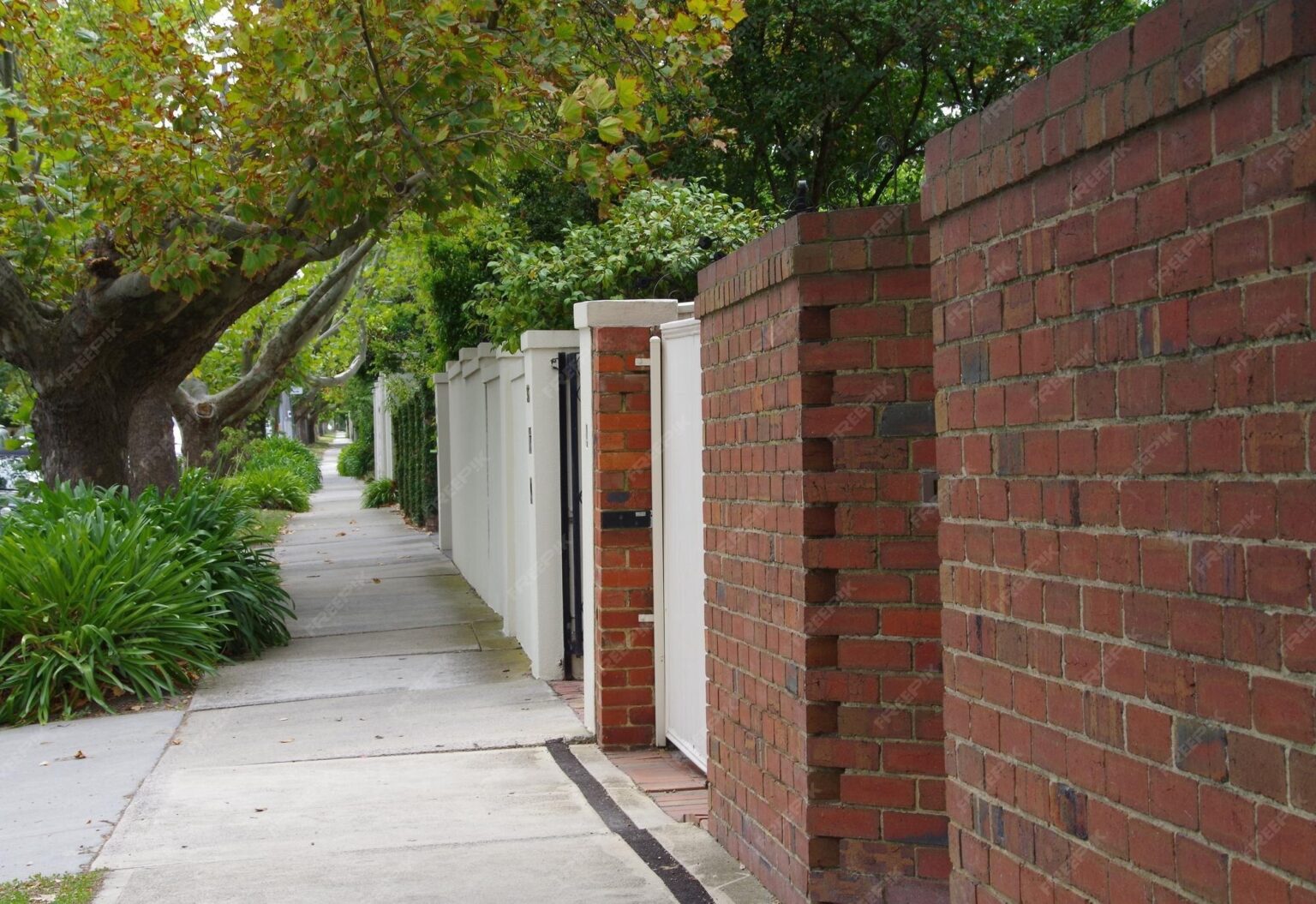 Home Boundary Inner Best Boundary Wall Design for Home: Types, Materials & Ideas