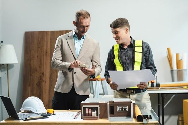 Construction Company vs Local Contractor in Delhi